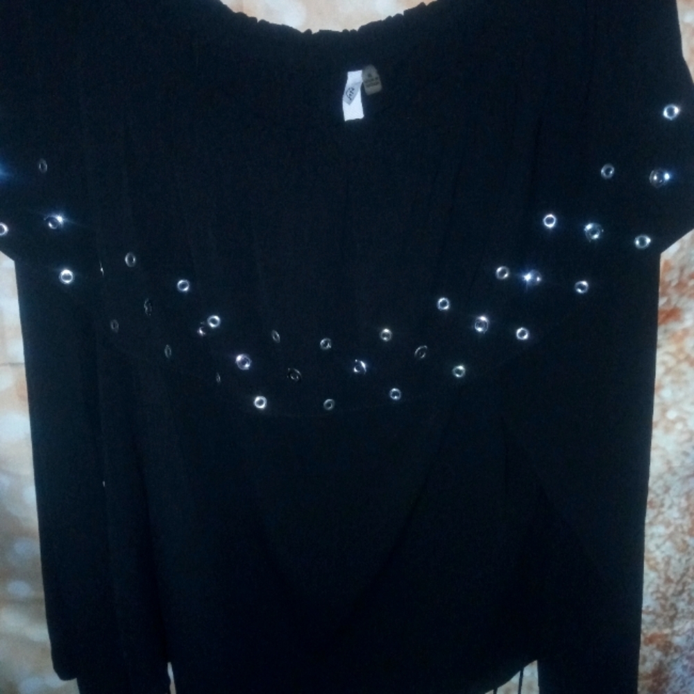 Macys Brand Ny Collection Black Grommet Top